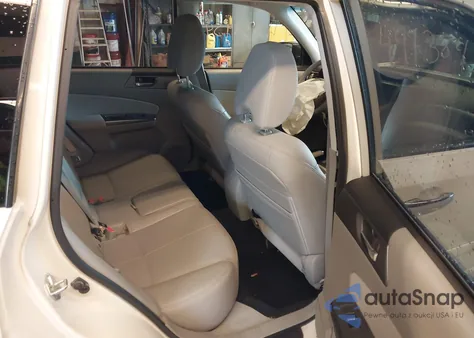 2012 Subaru Forester 2.5X Limited z USA, uszkodzony, nr VIN JF2SHAEC3CH457757